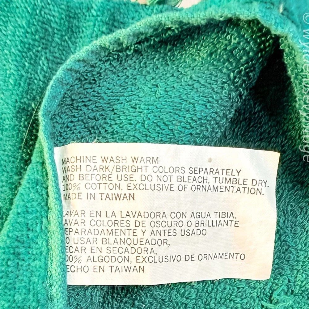 Penguin Holiday Themed‎ Hand Towels